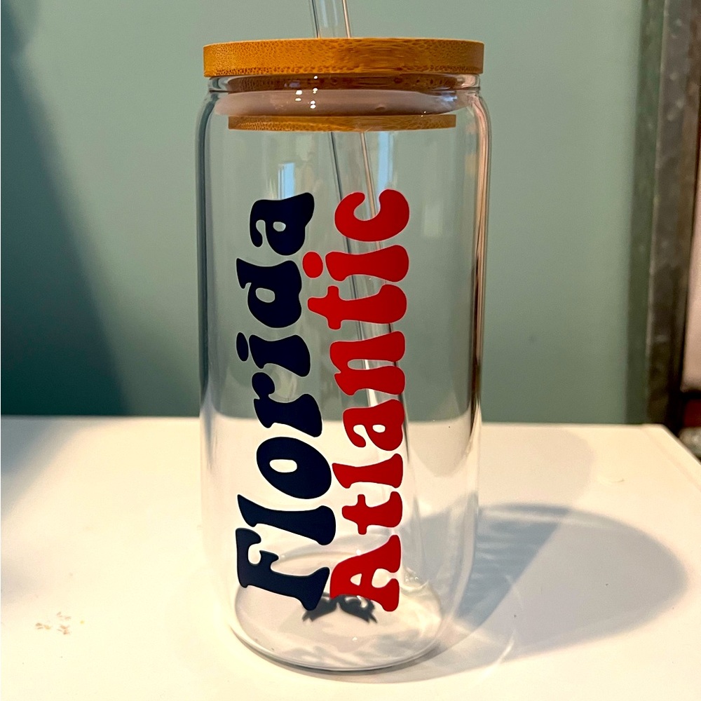 Florida Atlantic Glass Straw Cup